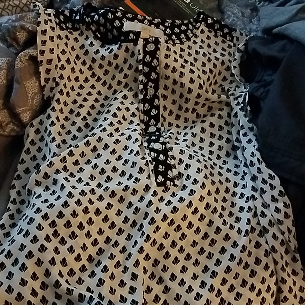 Loft shell top